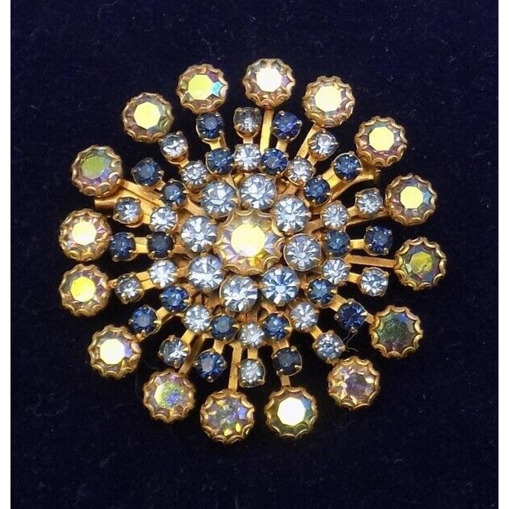Vintage Blue Aurora Borealis Brooch Rhinestone Starburst Pin Round Cushion Weiss